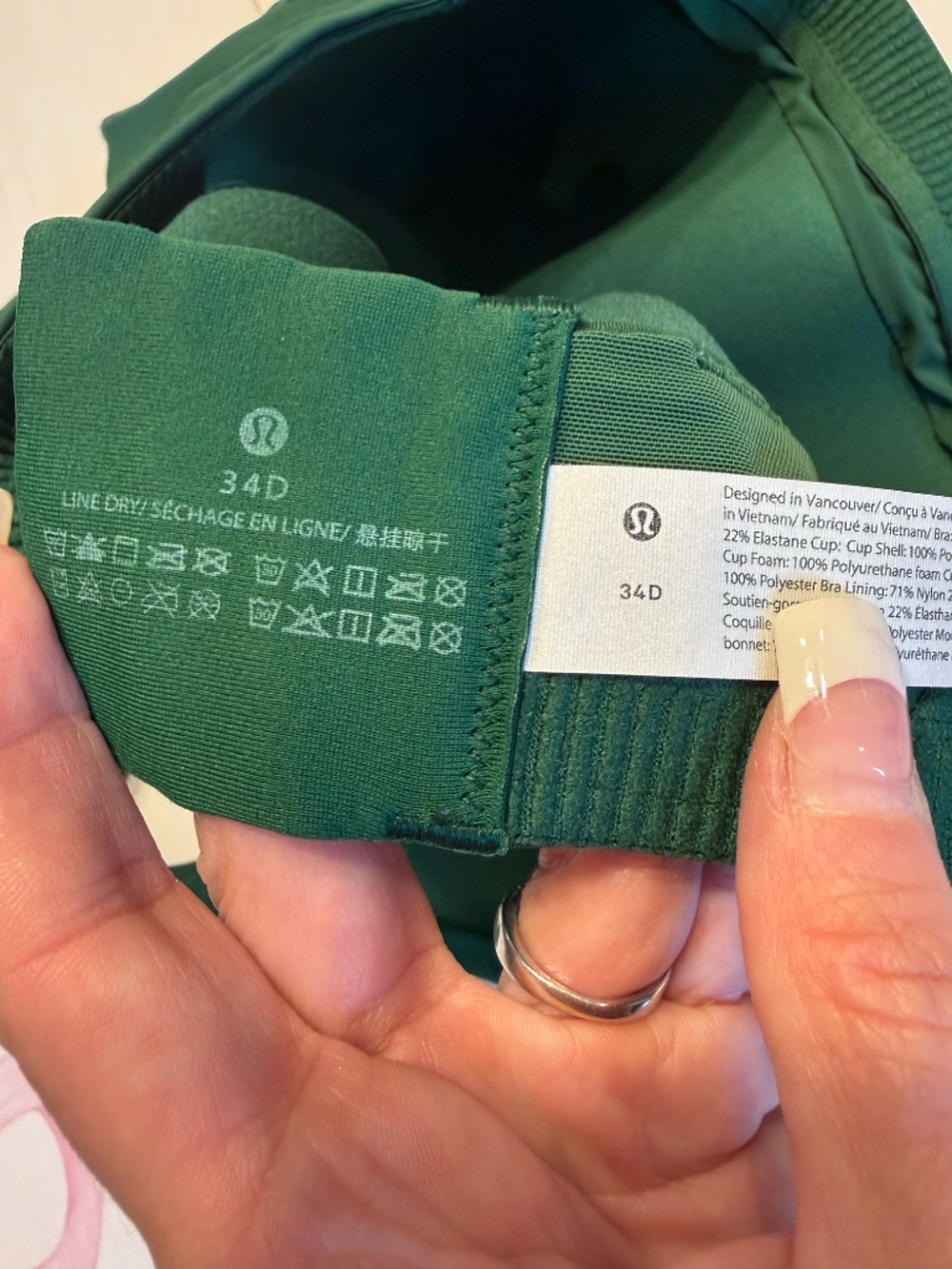 Lululemon Energy Bra (High Support) Size 34D - Picture 4 of 4